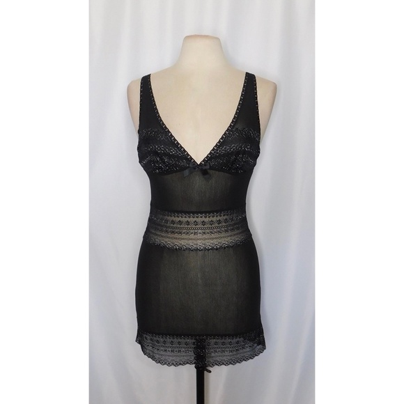 VICTORIA’S SECRET Black Metallic Silver Lace Chemise Gown Lingerie Sleep Large - Picture 1 of 11